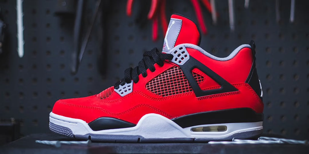 Air Jordan 4 Retro