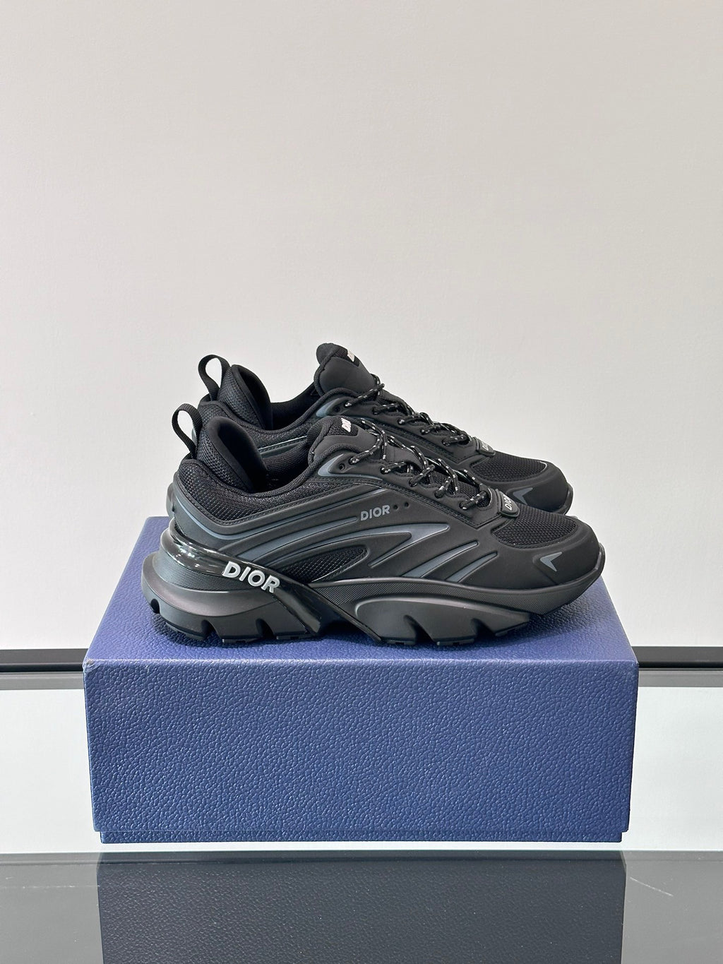 Dior B44