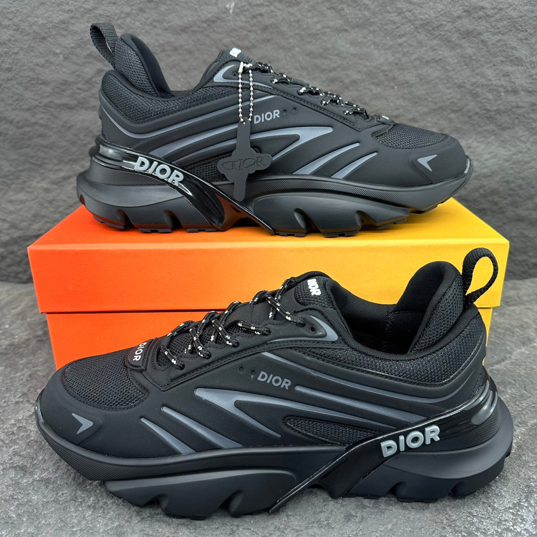 Dior B44